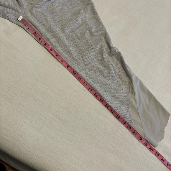 Women’s Lululemon Wunder Under Crop Il Scallop Legging SIZE 12 - Picture 13 of 15